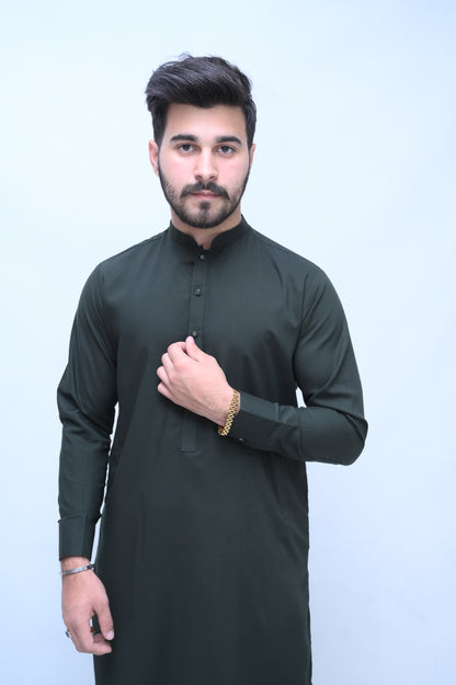 Regal Dark Green Stitched Suit with Premium Buttons